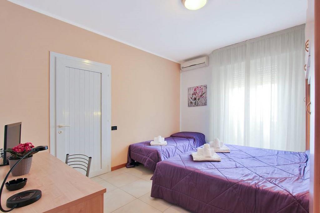 Hotel Carla Lignano Sabbiadoro Extérieur photo